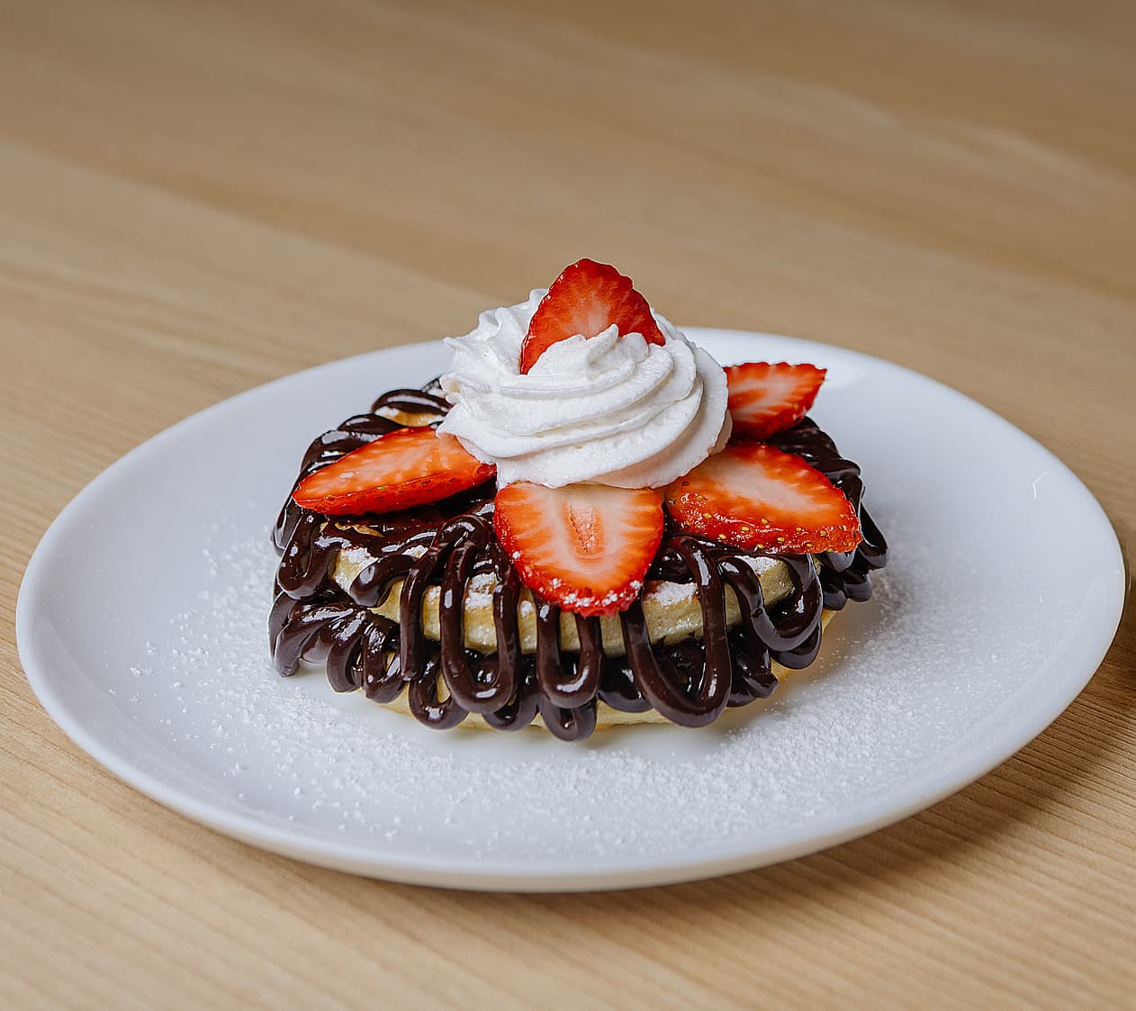 Waffle Brigadeiro & Morango